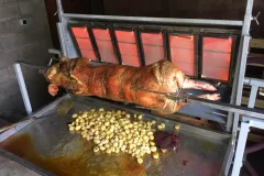 Cochon-a-la-broche-Vosges-Au-cochon-de-lait-7